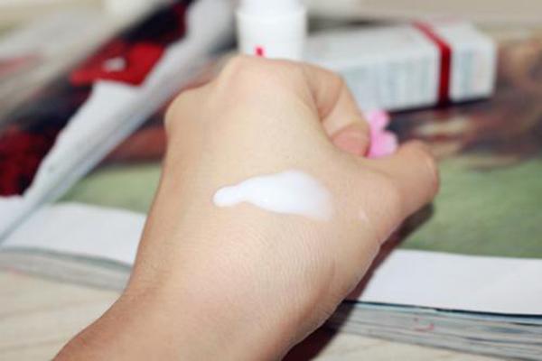 干敏皮晚间护肤精简护肤指南,干敏皮肤怎么护肤效果好