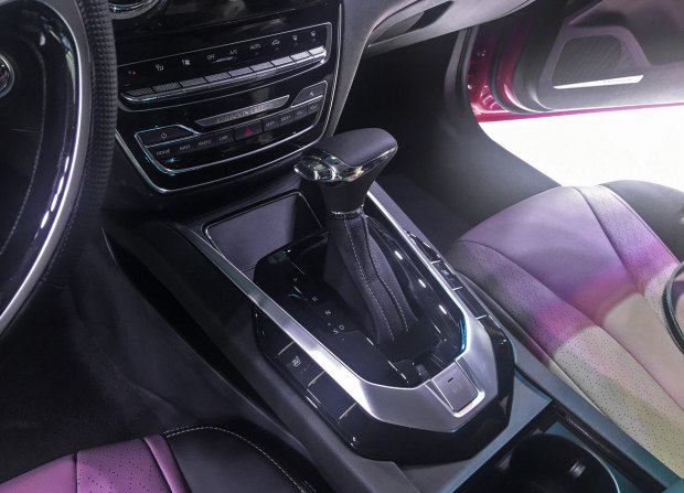 新捷豹xfl将上市,新捷豹xel上市银色