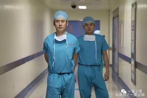 在医院的日子真的是难熬啊,在医院熬过了最难熬的半个月