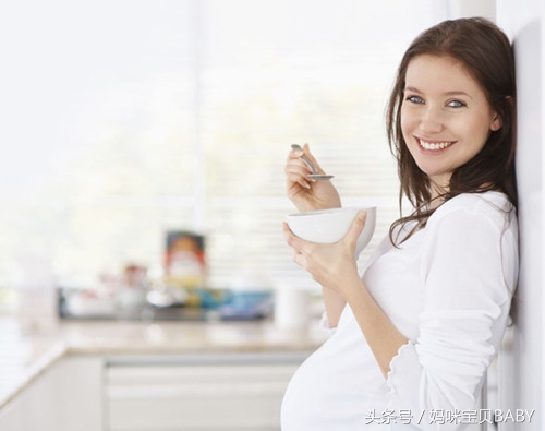 怀孕天天半夜肚子饿吃宵夜好吗,孕妇半夜肚子饿了一定要吃宵夜吗