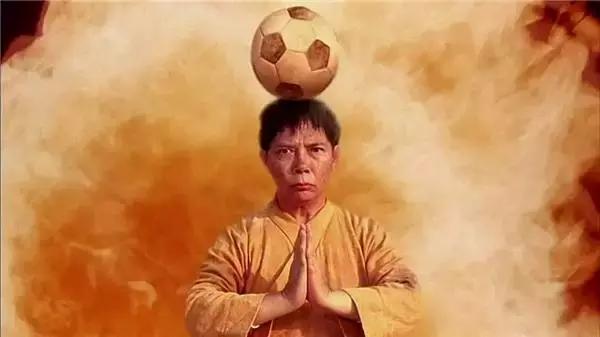 少林足球周星驰与陈国坤对话,评价周星驰少林足球