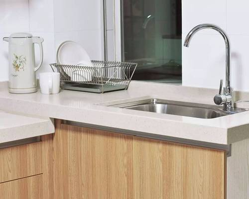 厨房橱柜玻璃胶发霉怎么处理,橱柜台面打玻璃胶会发霉吗