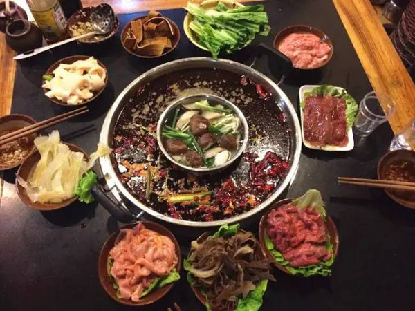 最纯粹最地道的重庆老火锅,地道的重庆火锅串串