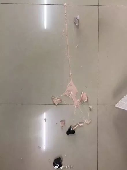 口红断了不要慌,口红断了修不好了怎么办