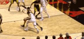 野球场犯规太多了又不罚球,野球场这球犯规了吗