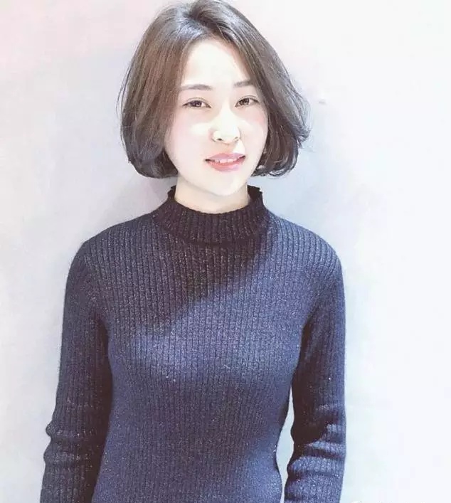 沙宣波波头适合40到50岁的人图片,沙宣波波头发型中发