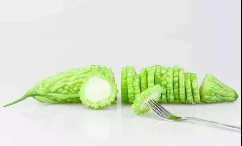 吃药要忌口,这些药物和食物不能同服,请谨记!