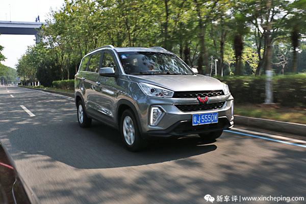 21年宏光s3顶配,宏光s3极光银