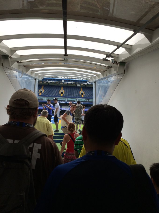 【已完结】英格兰苏格兰18日游记——美景、历史、足球、文化全体验(含挡风玻璃损坏以及车胎被扎处理经过)