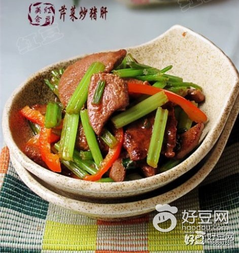 淡化黑眼圈的食疗,女性黑眼圈吃什么好得快