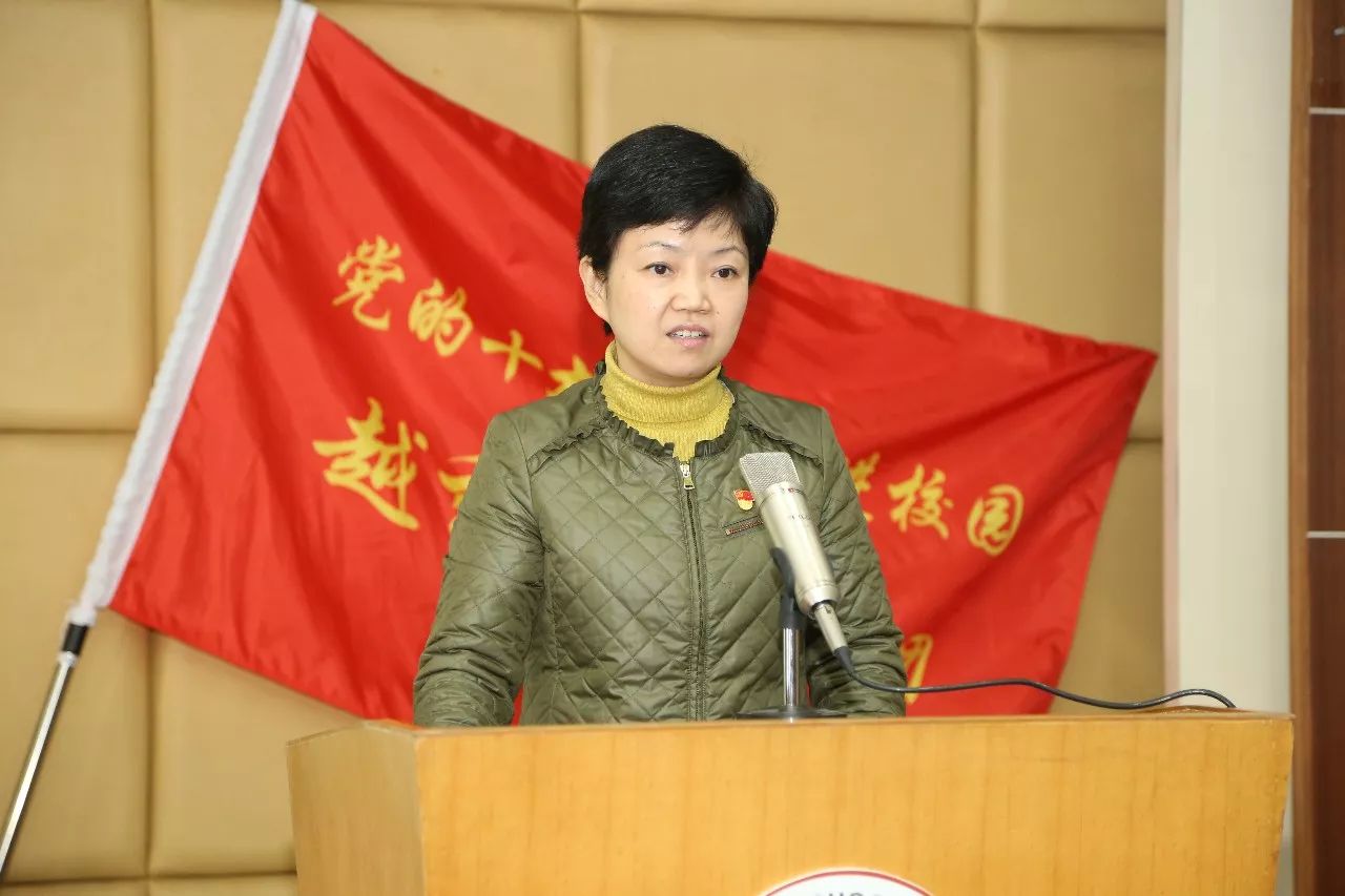 这节课火了!“小红楼”今天又闻宣讲声——“越秀先锋”十中开讲