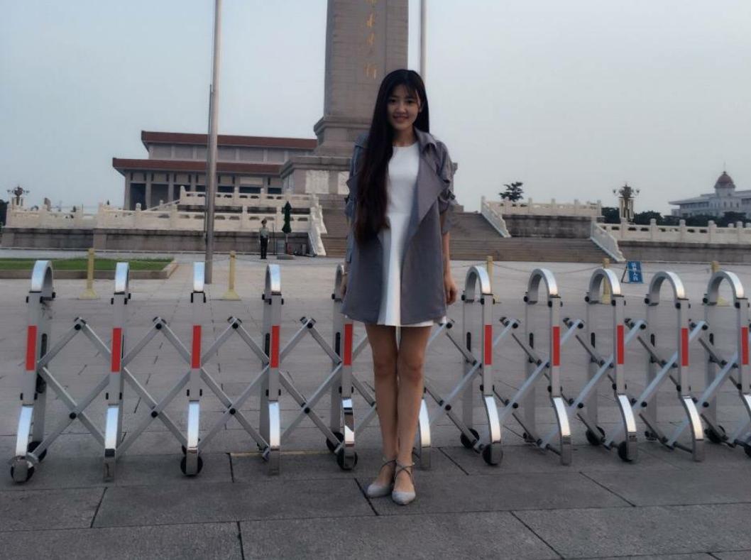 女足球主持,足球女主持谁好看