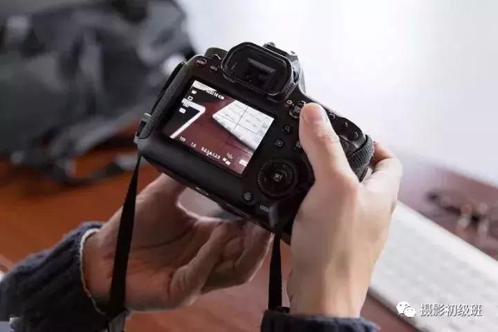 新手买相机要注意什么,新手买相机需要了解什么