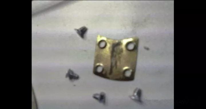 电动车后轮锁拆卸教程,绿源电动车刹车锁怎么解