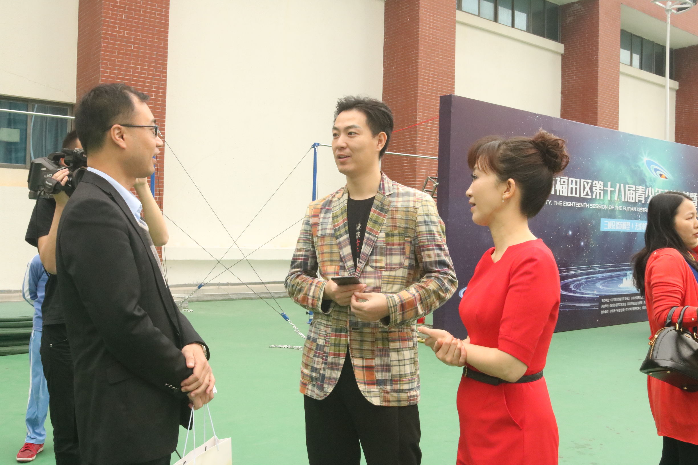 深圳青少年无人机大赛,无人机科技节表演