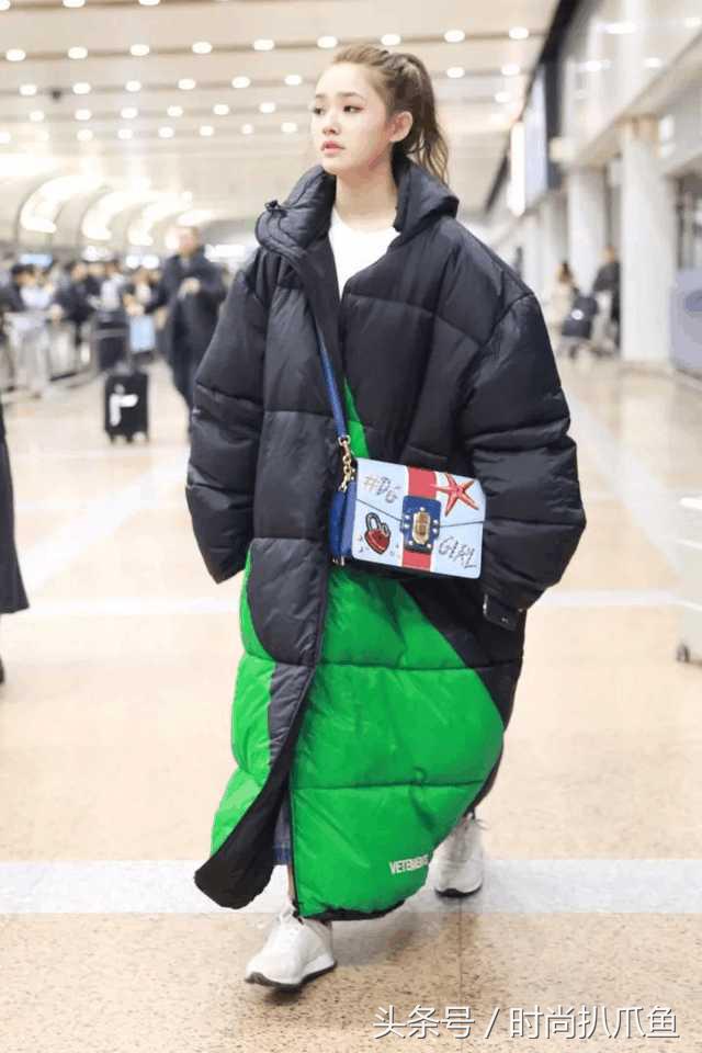 刘雯、蔡依林COS阿童木，佟丽娅COS巨型垃圾袋，为了保温太拼了