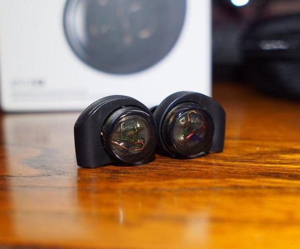 你们都在用的哪款耳机,你们都用过哪些耳机