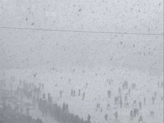 大雪中的足球赛,大雪中的足球比赛视频