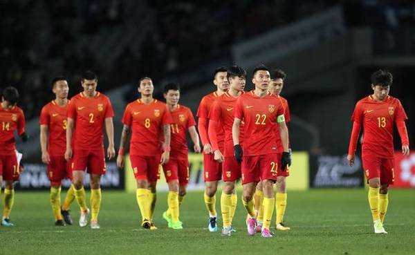 国足不敌日本出线机会更猛烈,国足爆冷不敌弱队