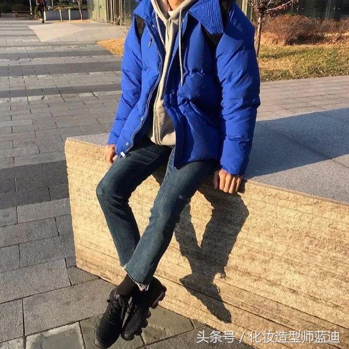 怕冷的女孩一定要有件超暖的外套,女朋友说手冷含义