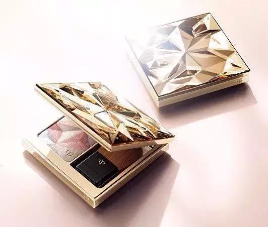 比打玻尿酸还有效！把省下的钱都做这个