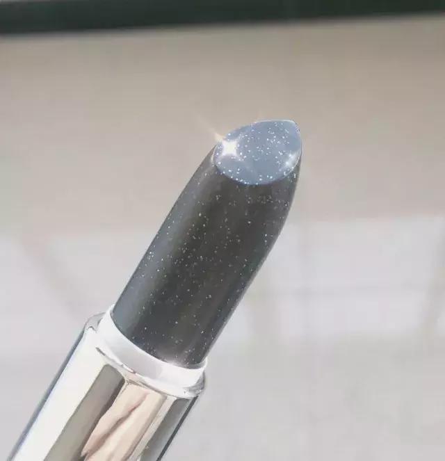 美国唇膏排行榜前十名品牌是,唇膏销量第一名