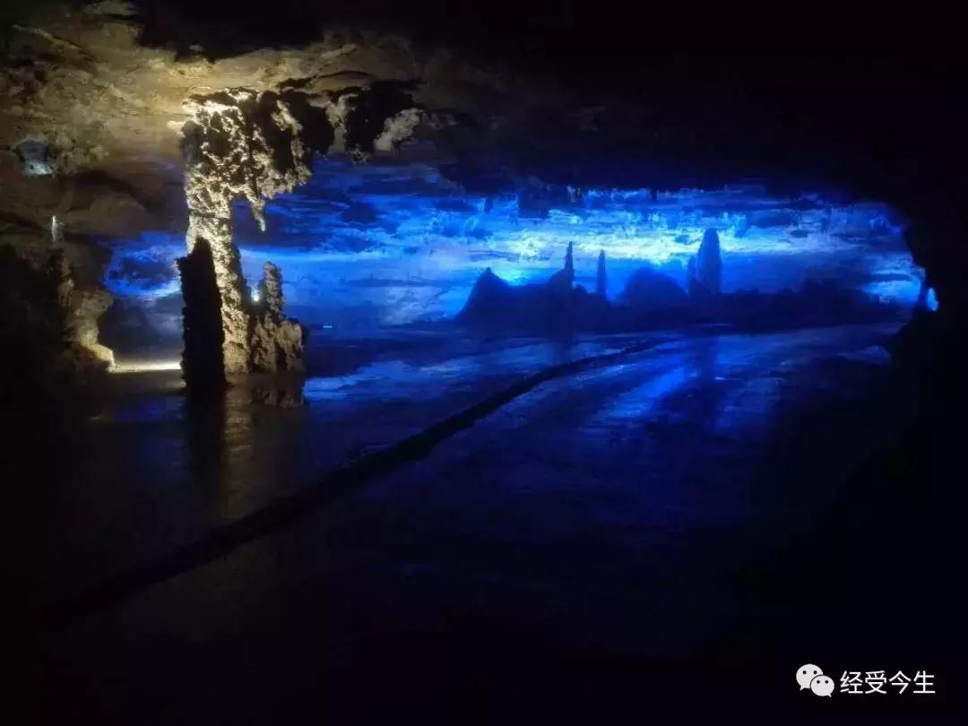 伊蕾：大智者李发模与十二背后之恋