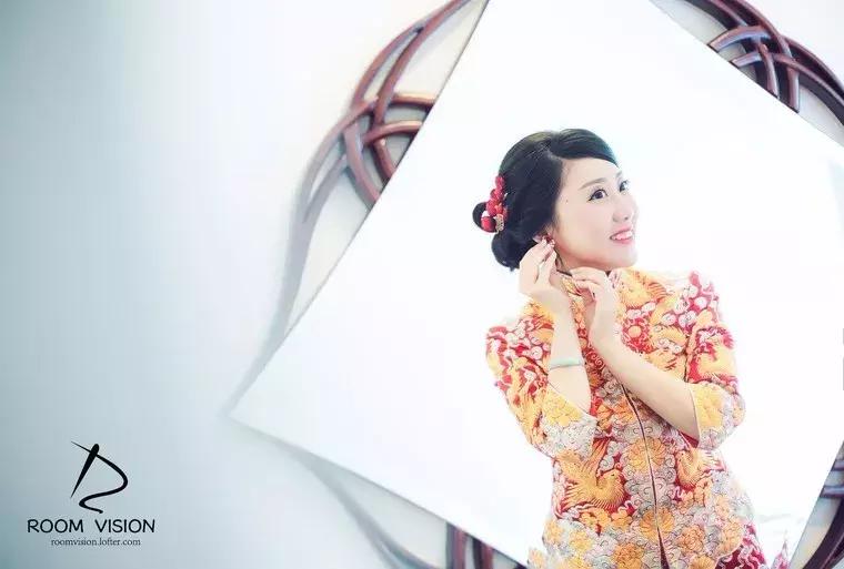 鍊熼挶缁欏瀛愪拱鎴掓寚,鍊熼挶缁欏コ鏈嬪弸涔伴噾闀瓙