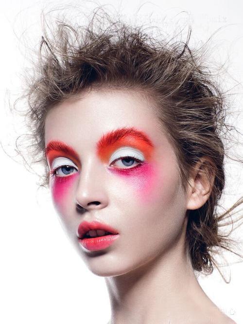 天天化妆危害,天天化妆有什么危害