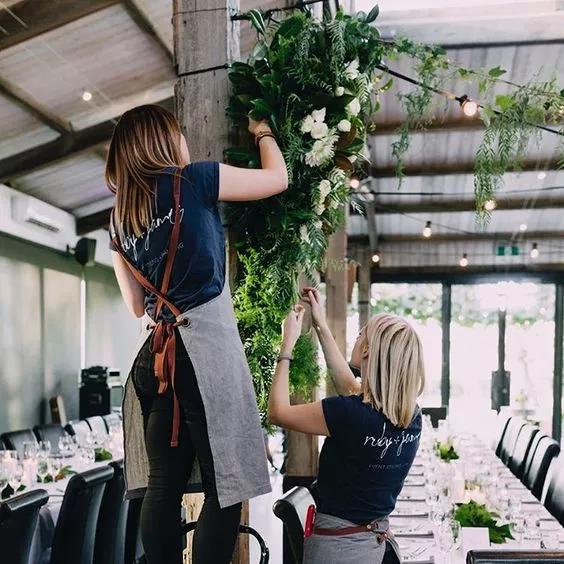 开花店需要准备什么,开一个花店需要准备哪些
