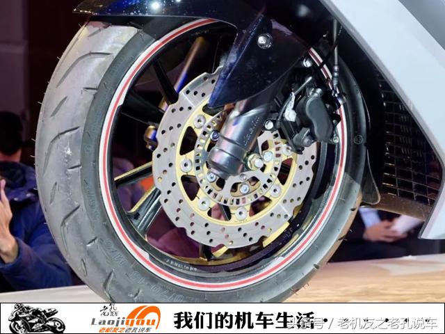 2024款光阳赛艇250踏板简介,20款光阳赛艇250机车评测