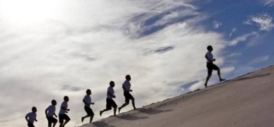 陈志武:美国名牌大学金融系为何停招中国学生?