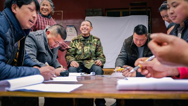 为什么超市蜂蜜那么便宜,市场上卖的蜂蜜为什么便宜