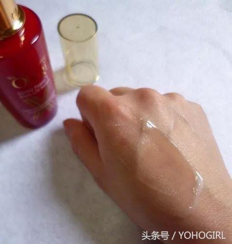 最近买了几本杂志,只是为了附录的化妆赠品!