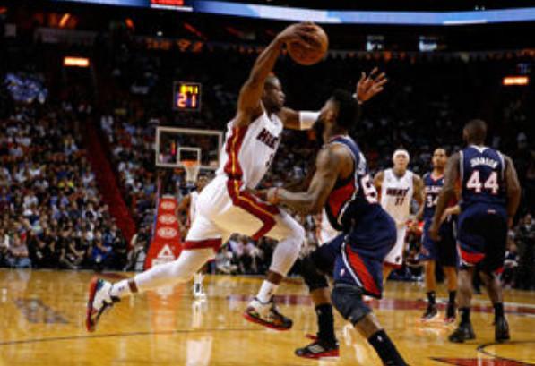 篮球场侮辱对手的行为,篮球场上的强硬对抗集锦