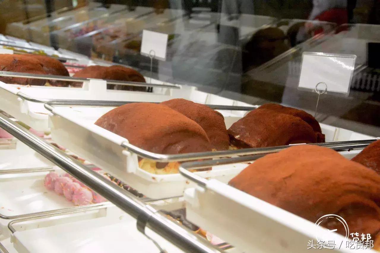 脏脏包网红食物测评,网红脏脏包里面没有爆浆