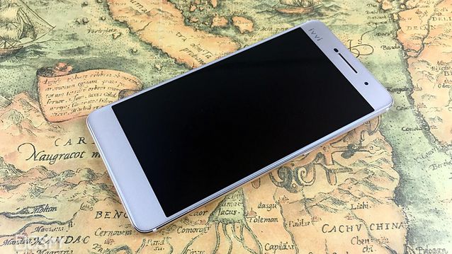 花千骨代言的手机竟然只卖2499元?ivvii3体验评测