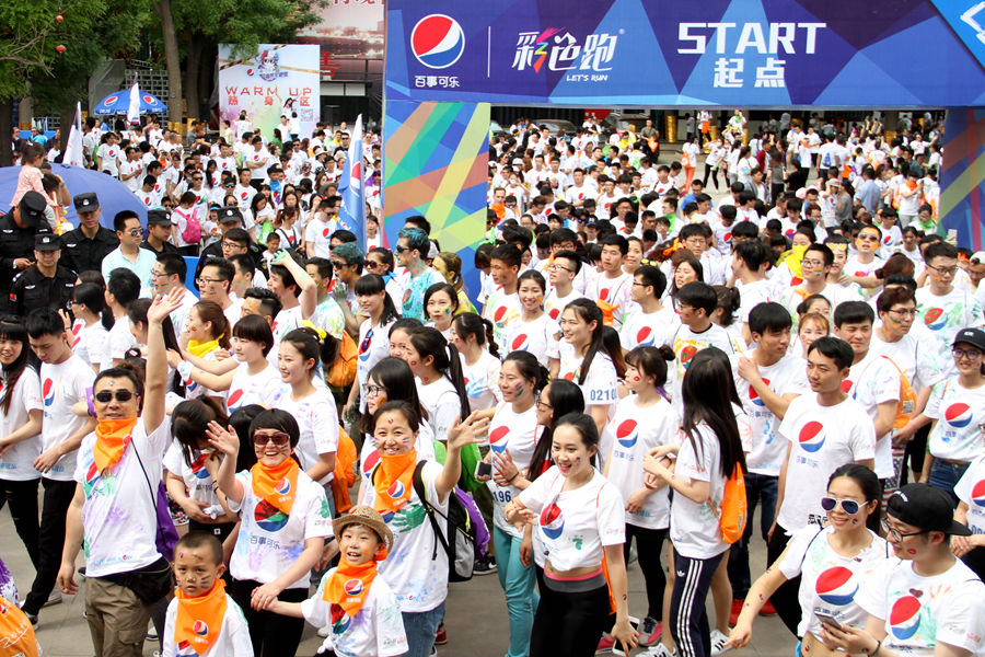 百事可乐西安不夜城活动,百事可乐西安唱歌