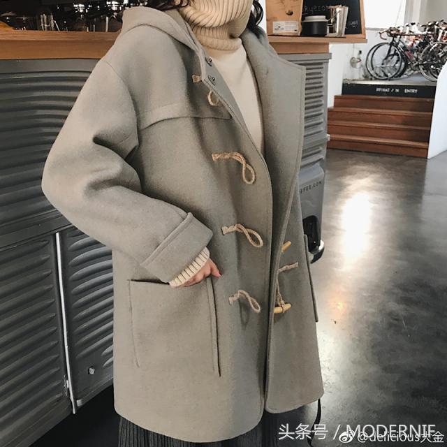大衣的扣子怎么看上档次,大衣没有扣子怎样加扣子