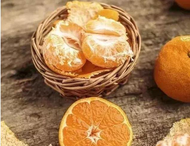 冬天手又红又紫怎么办,冬天手特别干燥怎么样可以保湿