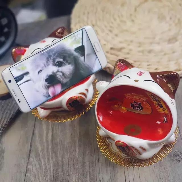 陶瓷摆件猫 (瓷摆件猫)