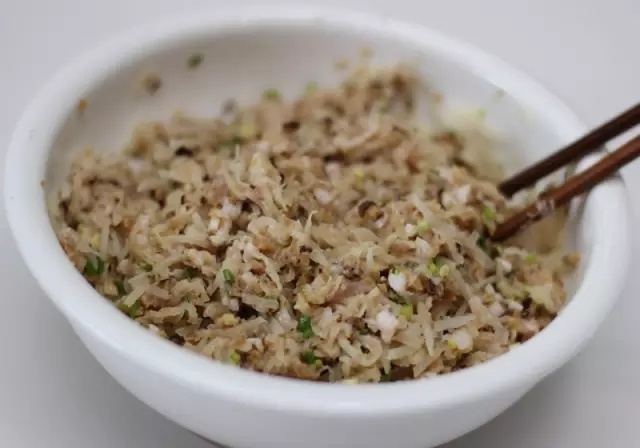 胡萝卜馅饺子100种饺子馅的配方,饺子馅调汤多肉嫩