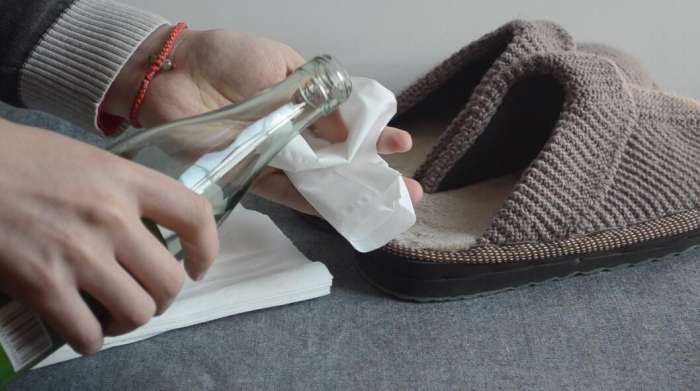 棉拖鞋没穿几天就发臭,冬天的棉拖鞋怎么洗才不臭