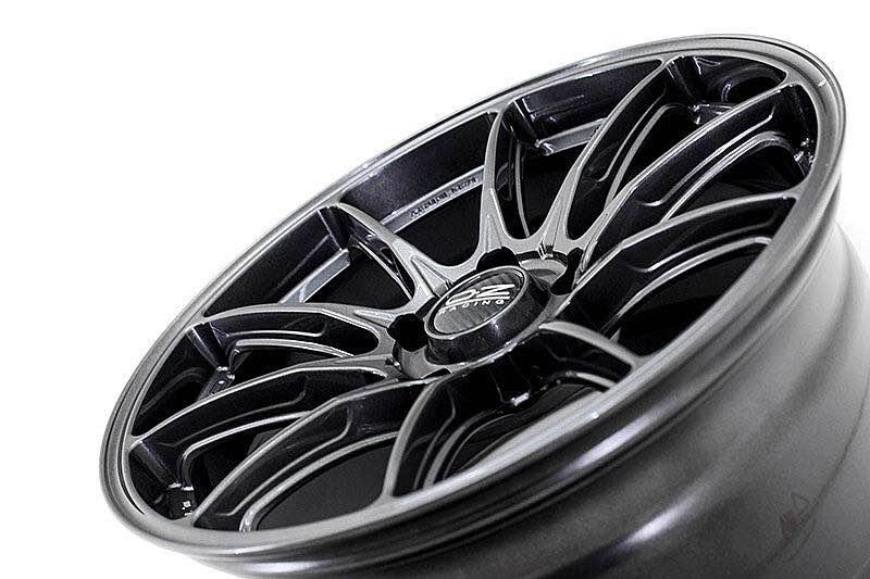 因为够执着大牌不缺席——意大利OZ推出ATS专用HYPERGTHLT轮毂