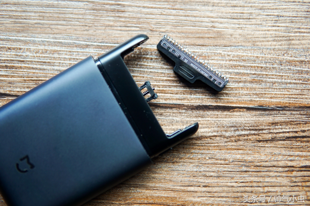 几块钱的剃须刀测评,年轻人第一把剃须刀