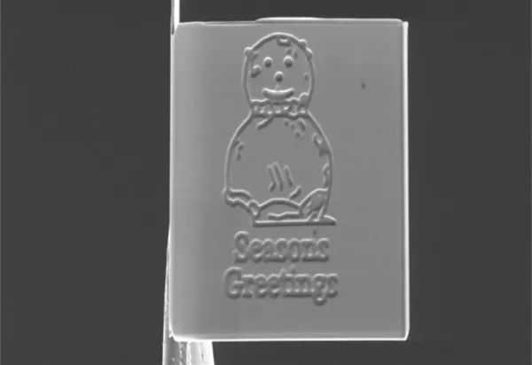 世界上最小的手机一厘米,世界上最小的手机只有0.01米