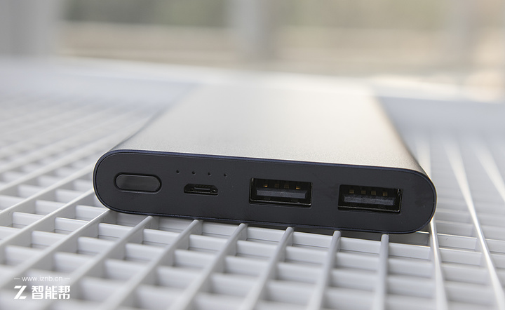 小米移动电源2拆解图详细,新小米移动电源2支持快充协议