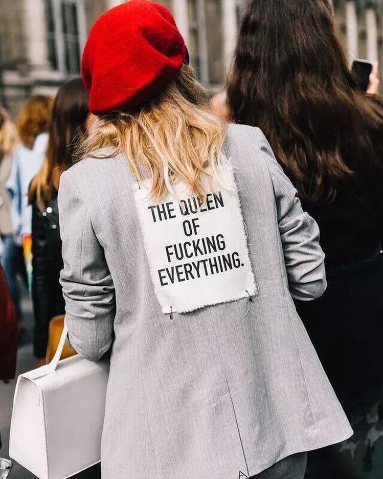 颜值全靠美颜,颜值全靠发型支撑