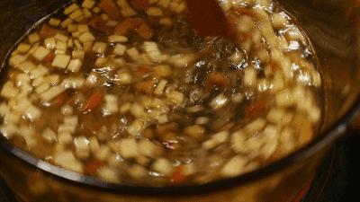 冬天干燥，宝宝却不爱喝水？这样做不仅补水还能健脾养胃