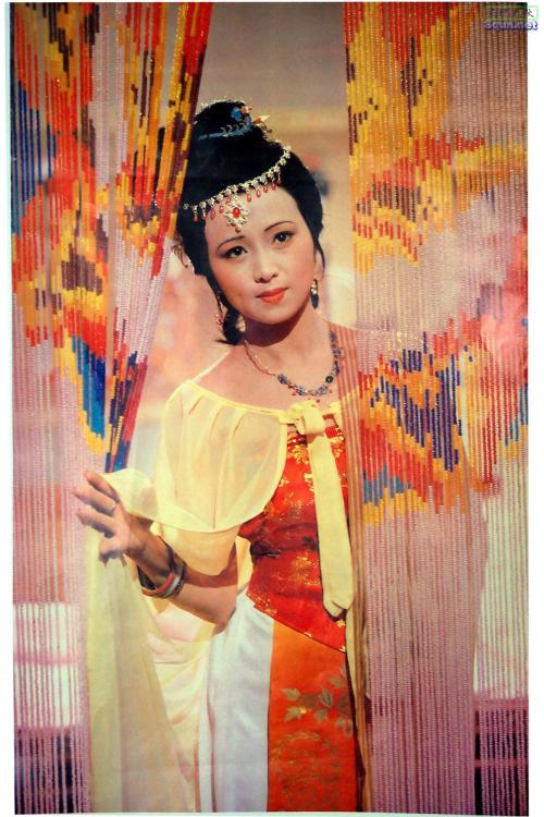 红楼梦中12金钗有没有袭人,红楼梦中12金钗指的是